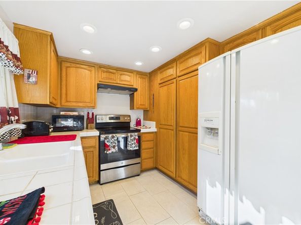 1331 W Cerritos 25, Anaheim CA 92802