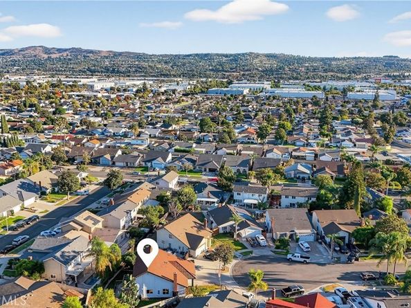 1891 N Garland Lane, Anaheim CA 92807