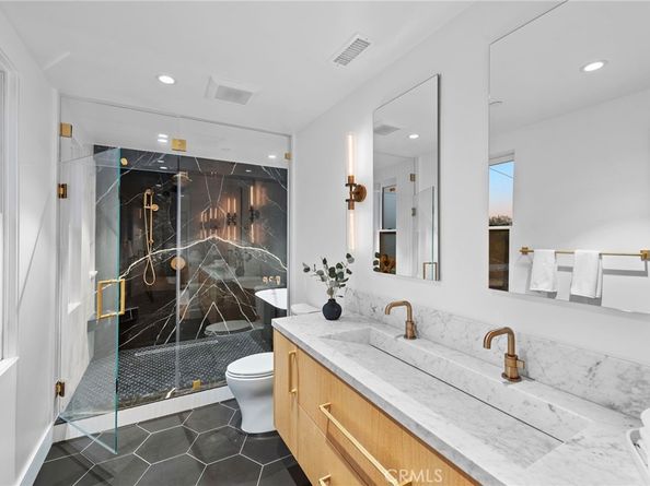 20462 Santa Ana Ave D, Newport Beach CA 92660