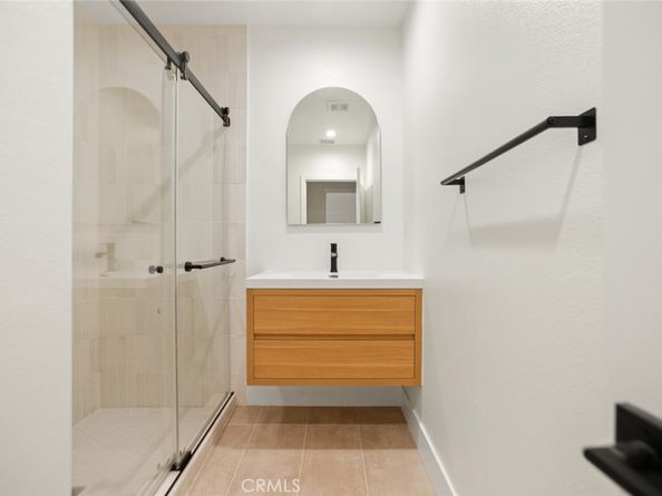 6417 La Riba Way, Los Angeles CA 90042