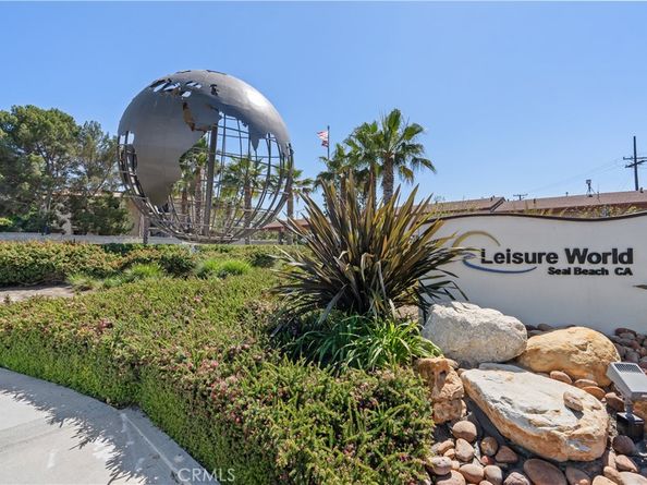 1560 Interlachen Road M12-66L, Seal Beach CA 90740