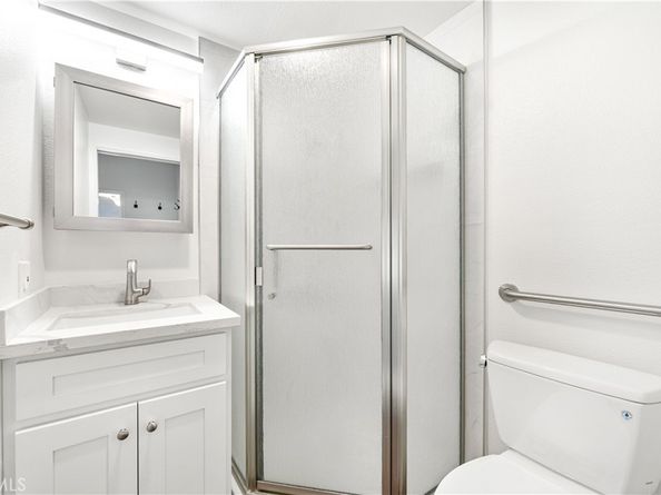 1560 Interlachen Road M12-66L, Seal Beach CA 90740