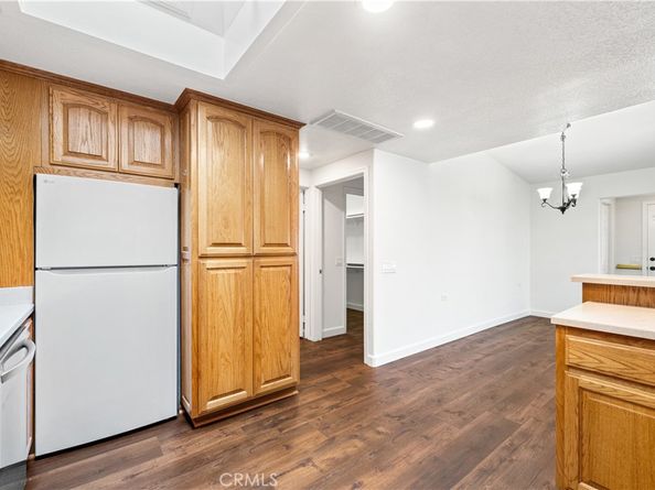 1560 Interlachen Road M12-66L, Seal Beach CA 90740