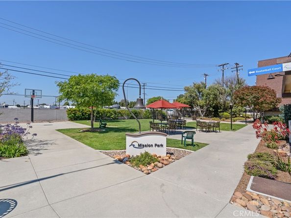 1560 Interlachen Road M12-66L, Seal Beach CA 90740