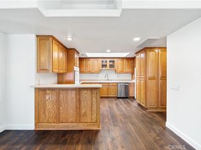 1560 Interlachen Road M12-66L, Seal Beach CA 90740