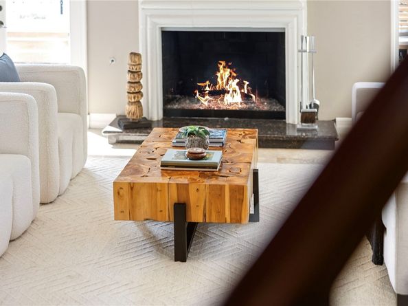 6230 Napoli Court, Long Beach CA 90803