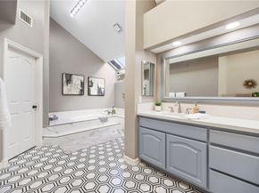 6230 Napoli Court, Long Beach CA 90803