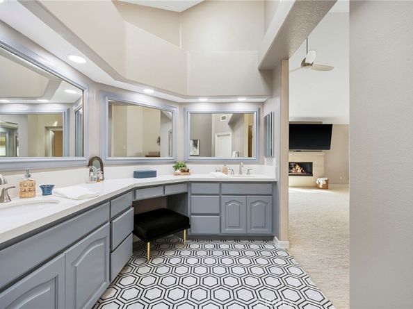 6230 Napoli Court, Long Beach CA 90803