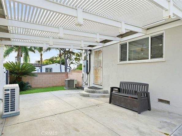 8606 Bright Avenue, Whittier CA 90602