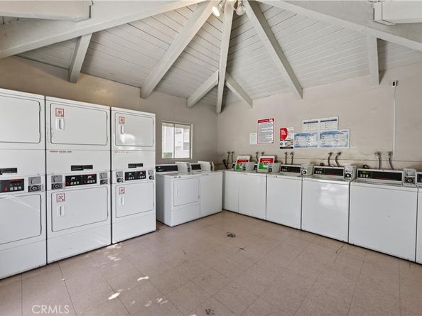 2511 W Sunflower Avenue K4, Santa Ana CA 92704