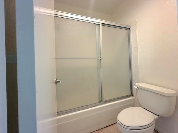 2805 E 3rd 21, Long Beach CA 90814