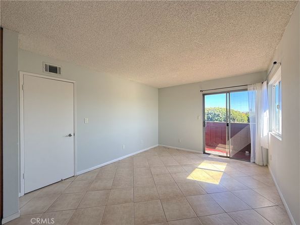 2805 E 3rd 21, Long Beach CA 90814