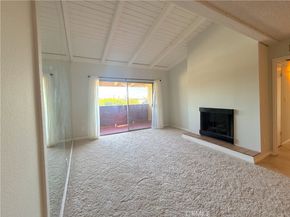 2805 E 3rd 21, Long Beach CA 90814