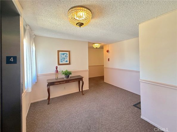 2805 E 3rd 21, Long Beach CA 90814