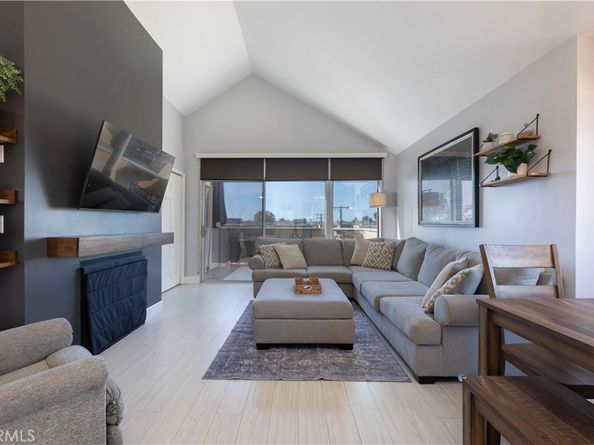 3845 Farquhar Unit 305, Los Alamitos CA 90720