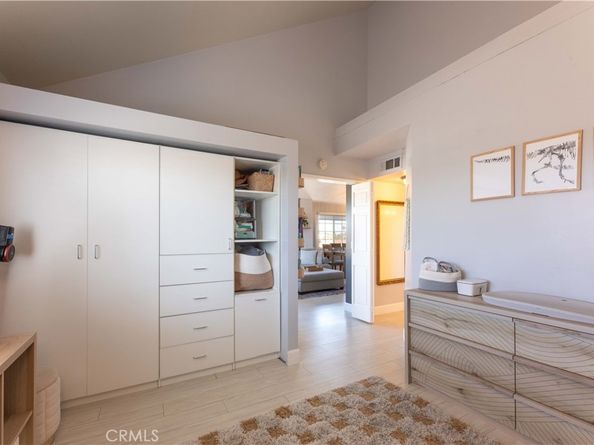 3845 Farquhar Unit 305, Los Alamitos CA 90720