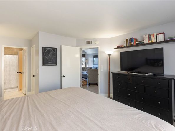 3845 Farquhar Unit 305, Los Alamitos CA 90720