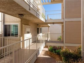 3845 Farquhar Unit 305, Los Alamitos CA 90720
