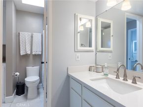 3845 Farquhar Unit 305, Los Alamitos CA 90720