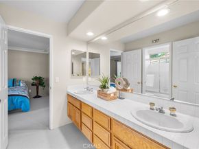 859 S Parkglen Place, Anaheim Hills CA 92808