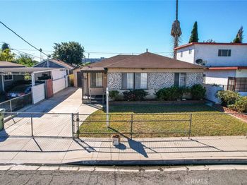 814 W Maple Street