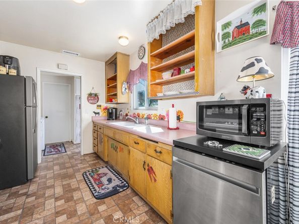 1137 W Porter, Fullerton CA 92833