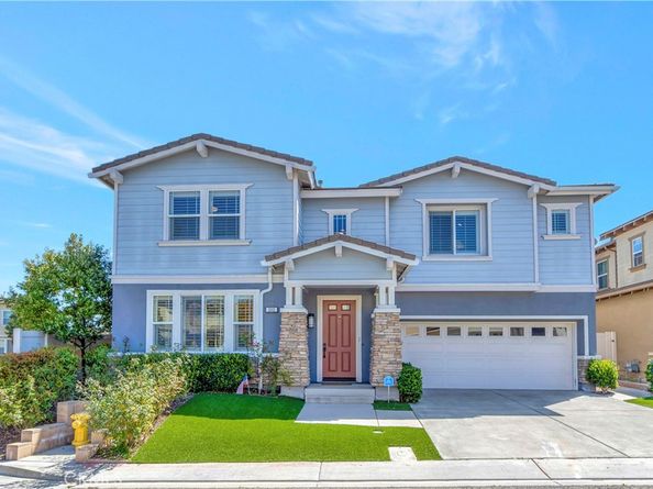 302 Summit Crest Drive, Lake Forest CA 92630