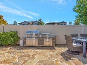 302 Summit Crest Drive, Lake Forest CA 92630