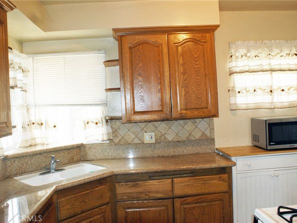 3724 W 105th Street, Inglewood CA 90303