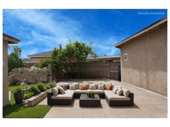 3724 W 105th Street, Inglewood CA 90303