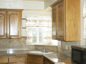 3724 W 105th Street, Inglewood CA 90303