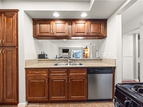 1919 E Beverly Way, Long Beach CA 90802