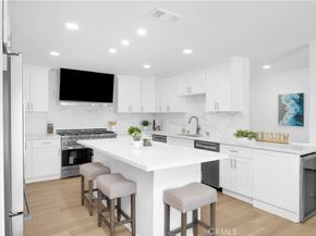 8381 E Blithedale Street, Long Beach CA 90808