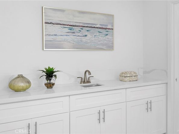 8381 E Blithedale Street, Long Beach CA 90808
