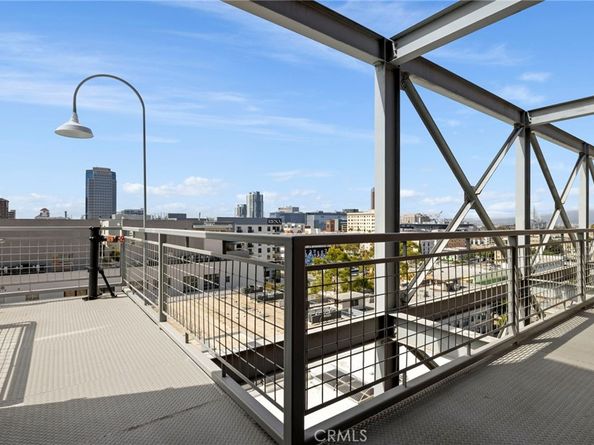 100 W 5th Street 8D, Long Beach CA 90802