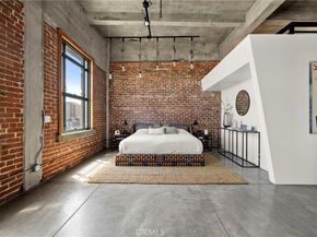 100 W 5th Street 8D, Long Beach CA 90802