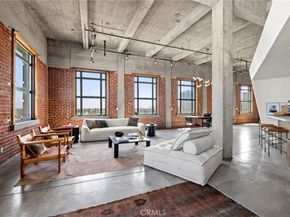 100 W 5th Street 8D, Long Beach CA 90802