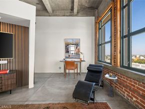 100 W 5th Street 8D, Long Beach CA 90802