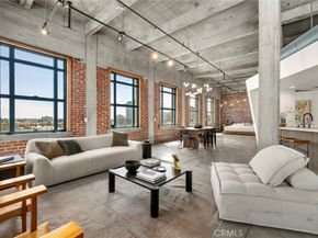 100 W 5th Street 8D, Long Beach CA 90802