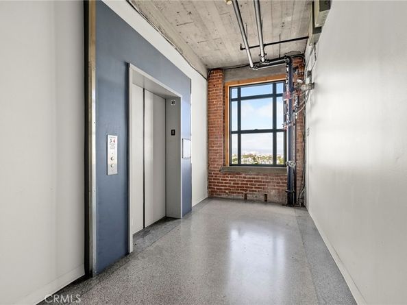 100 W 5th Street 8D, Long Beach CA 90802