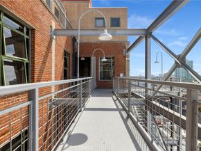 100 W 5th Street 8D, Long Beach CA 90802
