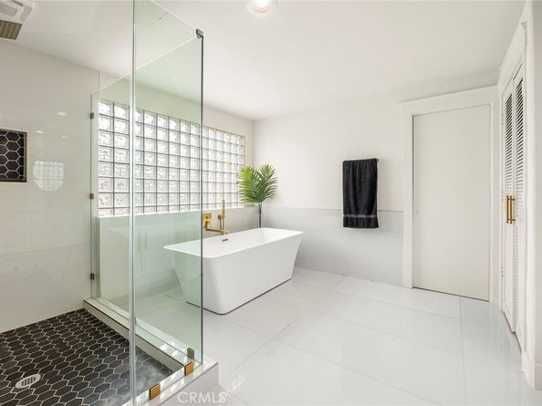 25311 Pike Road, Laguna Hills CA 92653