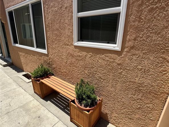 1222 E 10th Street, Long Beach CA 90813