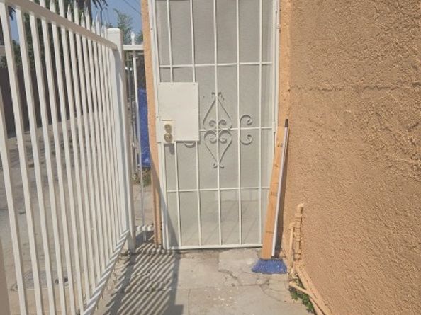 1222 E 10th Street, Long Beach CA 90813
