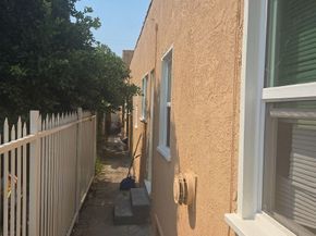 1222 E 10th Street, Long Beach CA 90813