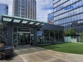 901 S Flower Street 402, Los Angeles CA 90015
