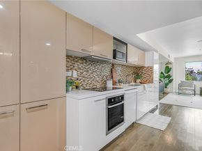 901 S Flower Street 402, Los Angeles CA 90015