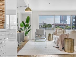 901 S Flower Street 402, Los Angeles CA 90015