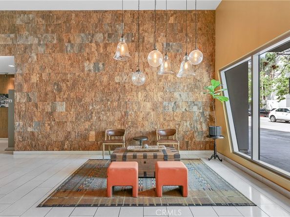 901 S Flower Street 402, Los Angeles CA 90015