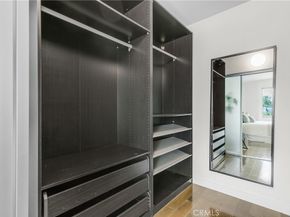 901 S Flower Street 402, Los Angeles CA 90015